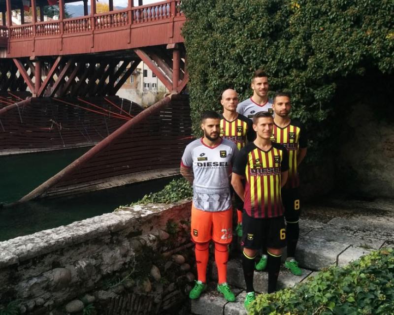 Bassanonet.it Proietti è sempre Proietti. E le promette a Davì