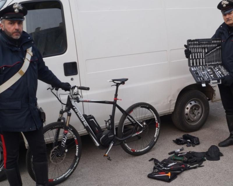 Bassanonet.it Ladro over 60 nella rete dei CC