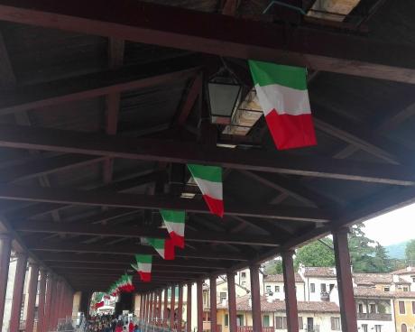 Bassanonet.it Sul Ponte sventola