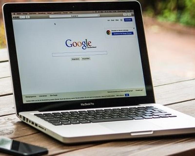 Bassanonet.it Buon compleanno, Google