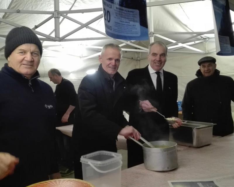 Bassanonet.it Due ettolitri di solidarietà