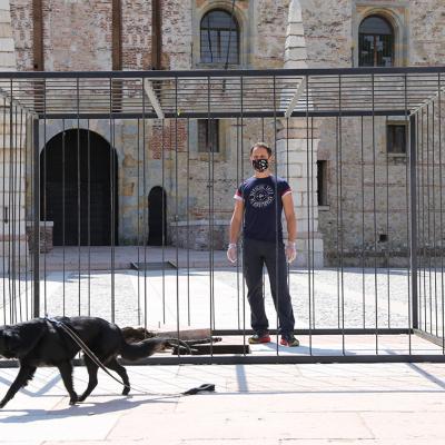 Bassanonet.it La protesta dei commercianti di Marostica  con l’installazione di Marco Chiurato “IN SILENZIO”