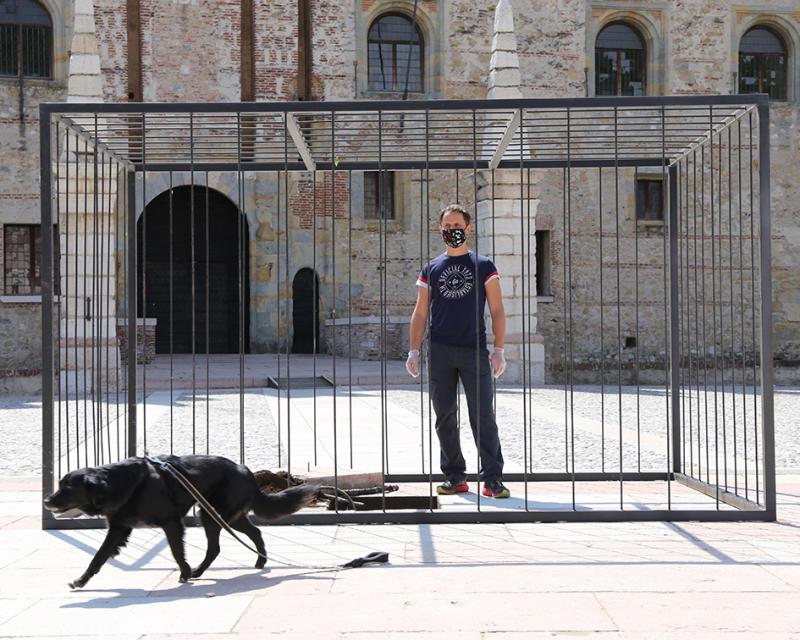 Bassanonet.it La protesta dei commercianti di Marostica
con l’installazione di Marco Chiurato “IN SILENZIO”