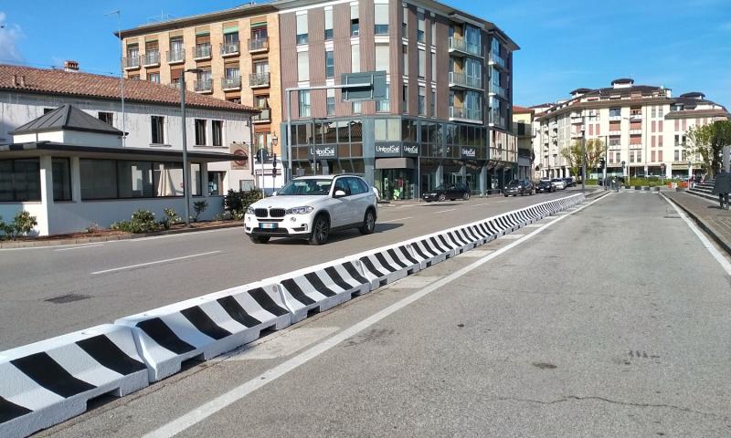 Bassanonet.it - Il nuovo cordolo anti-sosta