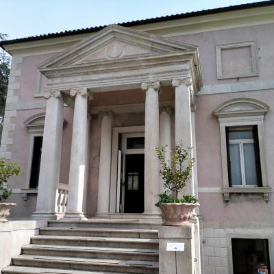 Bassanonet.it Palazzo IKEA