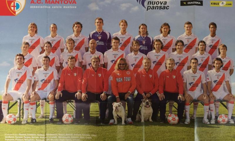 Bassanonet.it - Preparatore atletico A.C. Mantova (prima fila, terzo da sinistra)
