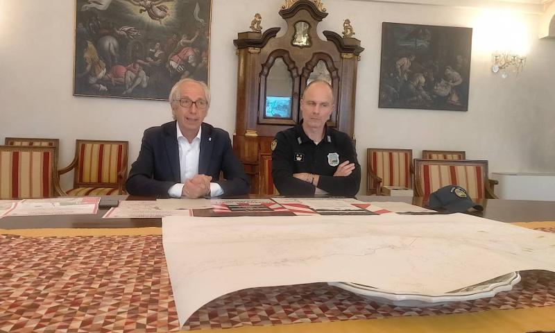 Bassanonet.it - Assessore e comandante in conferenza stampa