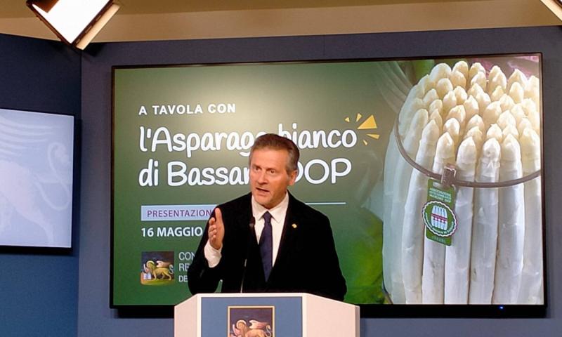 Bassanonet.it - Il presidente del consiglio regionale Roberto Ciambetti in conferenza stampa