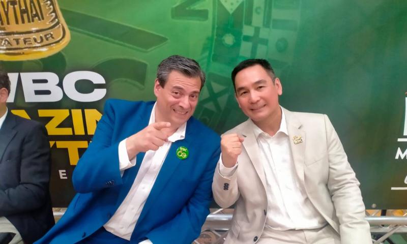 Bassanonet.it - Il presidente WBC Mauricio Sulaiman e il presidente WBC MuayThai colonnello Thanapol Bhakdibhumi