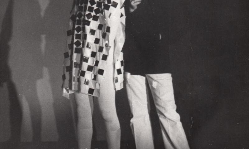 Bassanonet.it - Luciano Caruso e Renato Miracco, Storia di un pedone (bianco) e di una regina (nera), Poema/azione, Sala degli Innocenti, Firenze, 3-4 febbraio 1978