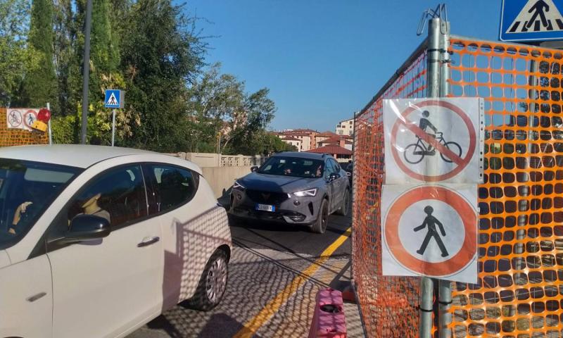 Bassanonet.it - Avvisi di carta lato ovest