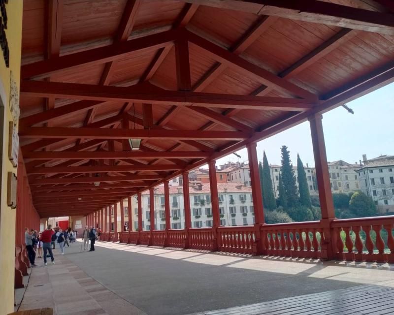 Bassanonet.it Sul Ponte sventola bandiera bianca