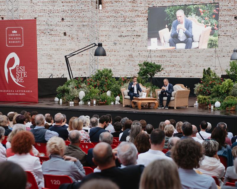 Bassanonet.it A <em>Resistere</em> arrivano Serena Bortone, con Silvia Nucini, Francesco Costa e Simone Pieranni