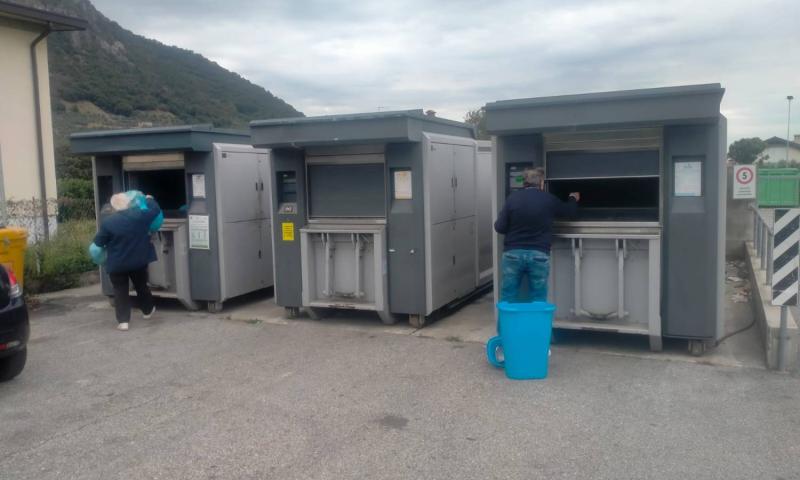 Bassanonet.it - I tre compattatori per i rifiuti di via Calentiga