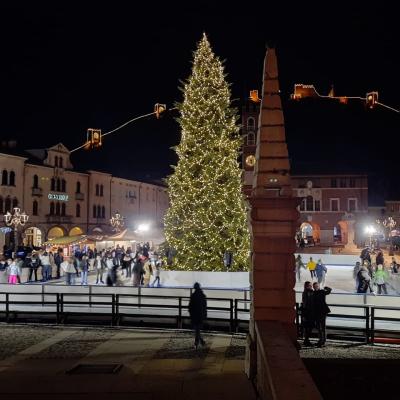 Bassanonet.it Marostica e la magia della pista sul ghiaccio