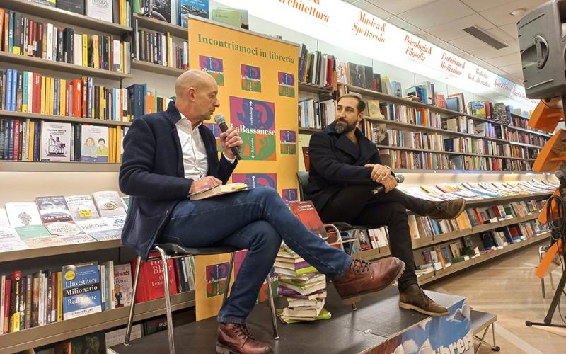 Bassanonet.it Nel tempo di un <em>AperiLibro</em>, con Piergiorgio Pulixi