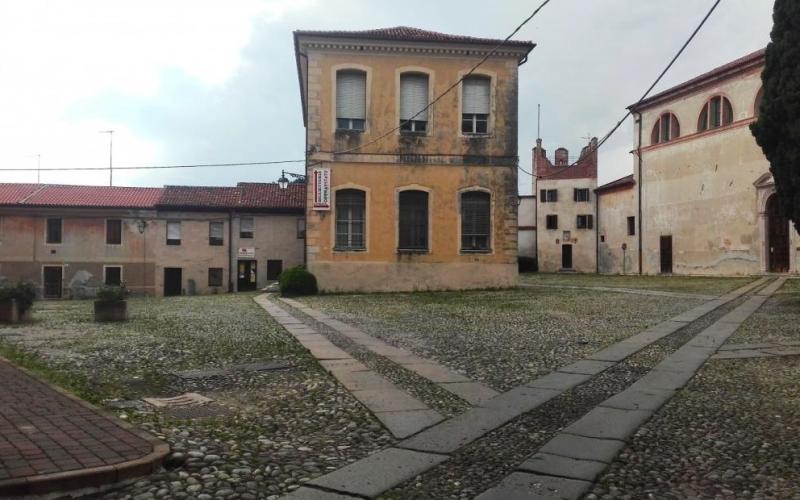 Bassanonet.it Il castello di carte