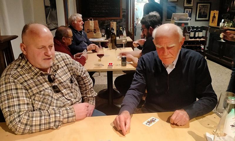 Bassanonet.it - Vittorio Gianni Capovilla, a destra nella foto, durante una partita