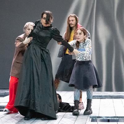 Bassanonet.it <em>Thérèse</em>: narrata in bilico tra teatro e cinema