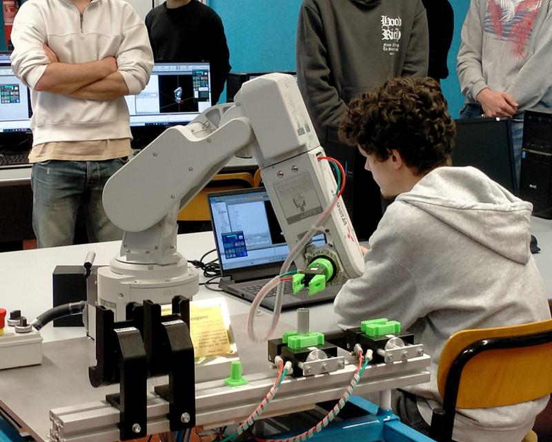 Bassanonet.it Io, Robot