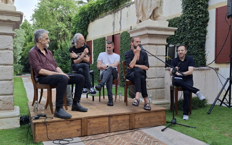 Bassanonet.it Tra il sacro e punk, raccontando gli Estra