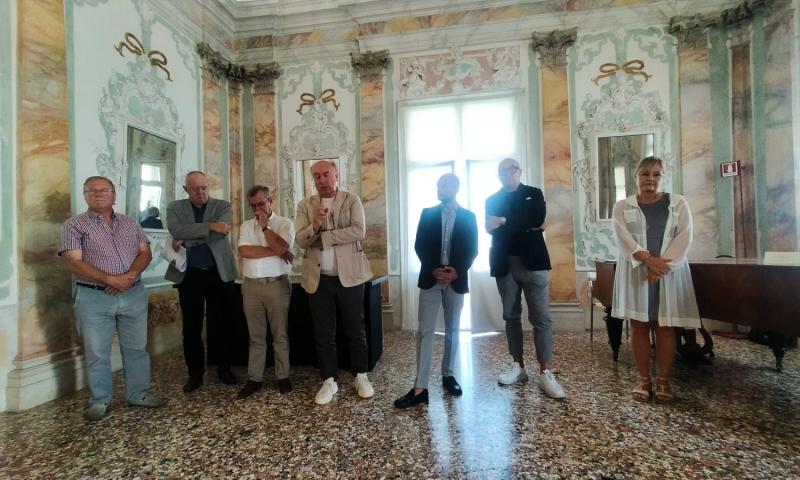 Bassanonet.it - Il CdA di Isacc, col sindaco Finco e la direttrice Bertinazzi, in conferenza stampa