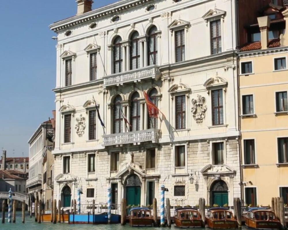 Bassanonet.it Una poltrona per cinque