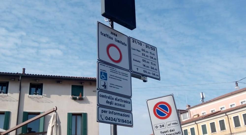 Bassanonet.it Ztl, stretta festiva in centro storico