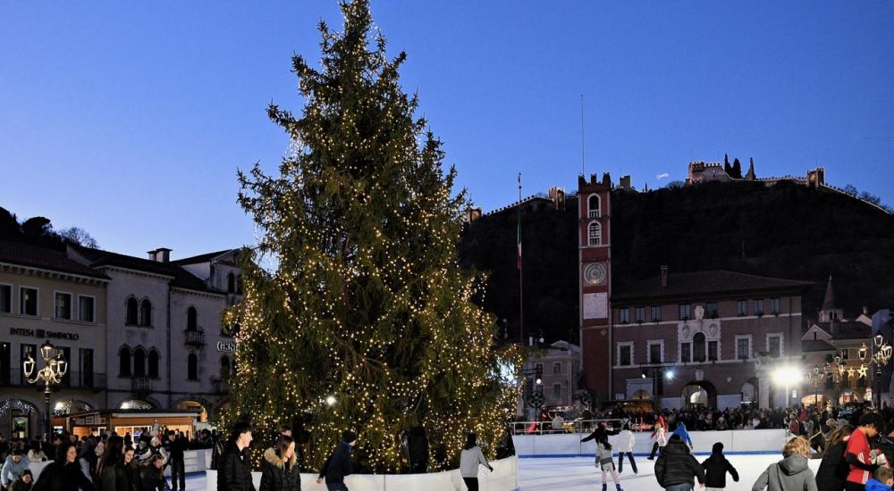 Bassanonet.it Dj on Ice e curling: Marostica saluta il Natale