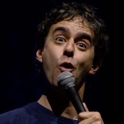 Bassanonet.it La satira di Luca Ravenna tra risate e riflessione