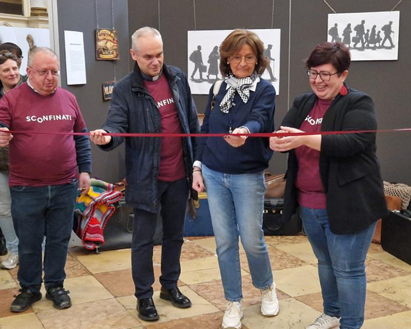 Bassanonet.it <em>Sconfinati</em> attraversa i temi delle migrazioni