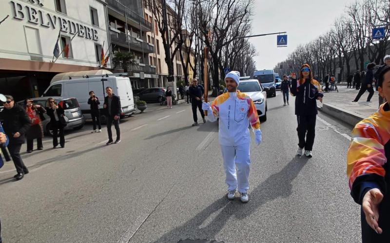 Bassanonet.it La Fiamma Paralimpica attraversa Bassano: città mobilitata per il passaggio dei tedofori