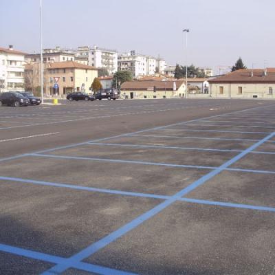 Bassanonet.it Il parcheggio mezzo pieno e mezzo vuoto