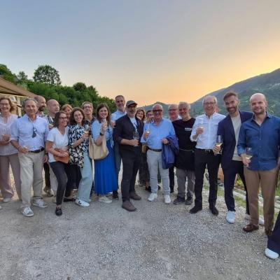Bassanonet.it Tutti a cena dopo il Consiglio: lo scatto bipartisan riaccende il dibattito sull'astensionismo