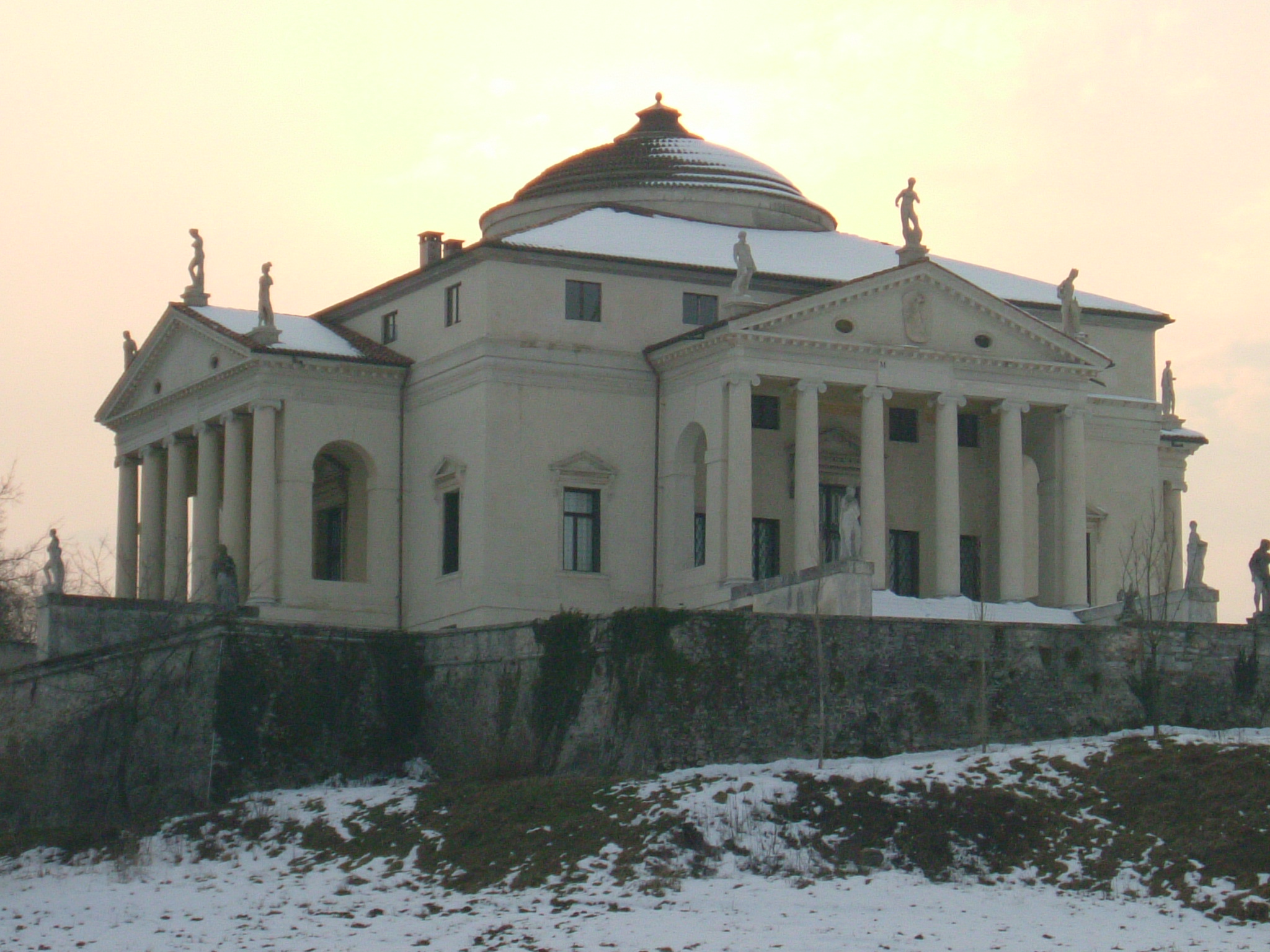 La Rotonda 