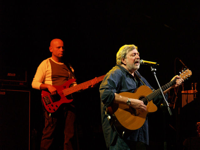 Tutto esaurito al Palabassano per Guccini