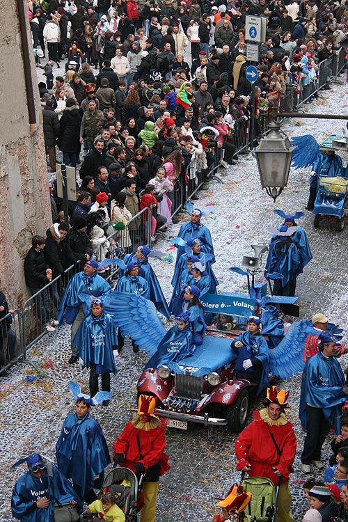 Carnevale, la festa dei Carri