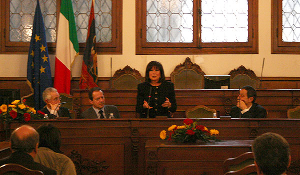 La senatrice Maria Elisabetta Alberti Casellati durante l'incontro in Municipio (foto A. Martinello)
