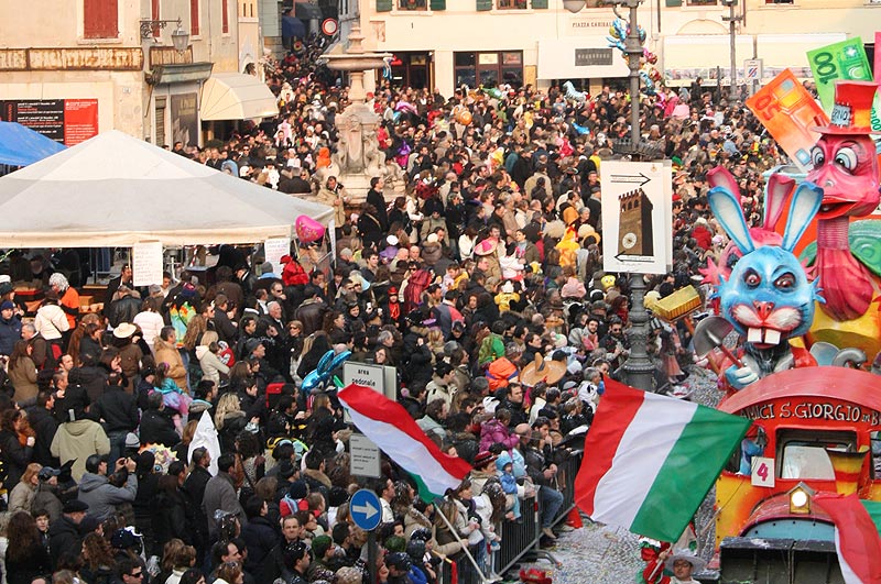 Carnevale, la festa dei Carri
