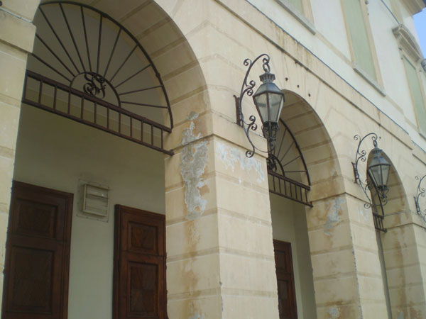 Firmata l'intesa tra Comune e privati per il recupero del Teatro Astra