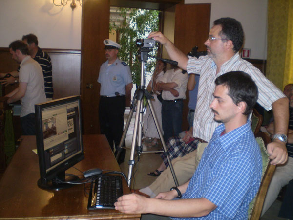 E in consiglio comunale spunta la webcam