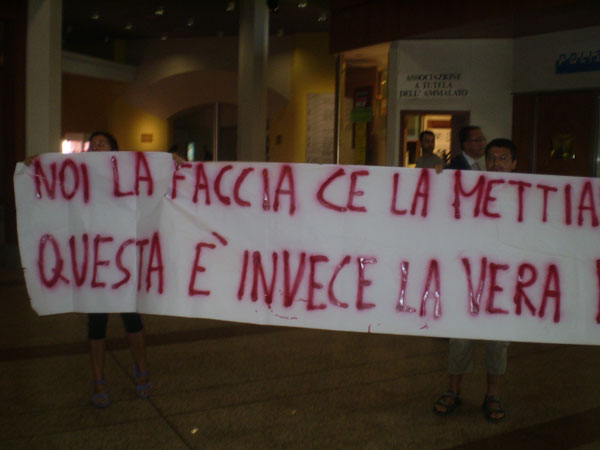 E i CUB urlano a Brunetta: “Fannullone!”