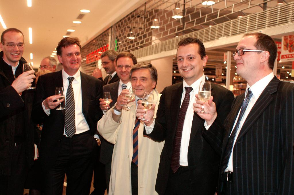 Apertura "Il Grifone Shopping Center"