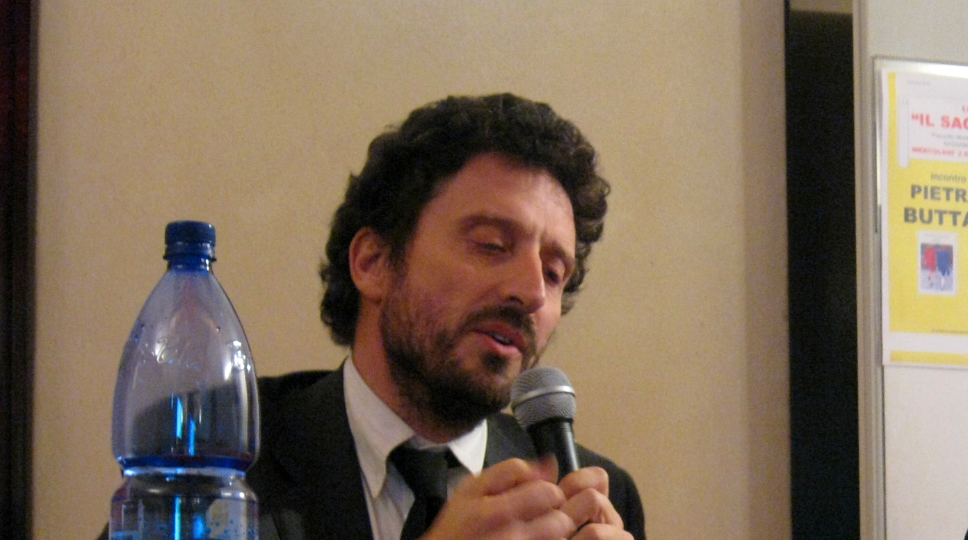 Pietrangelo Buttafuoco e le sue “Fimmini”