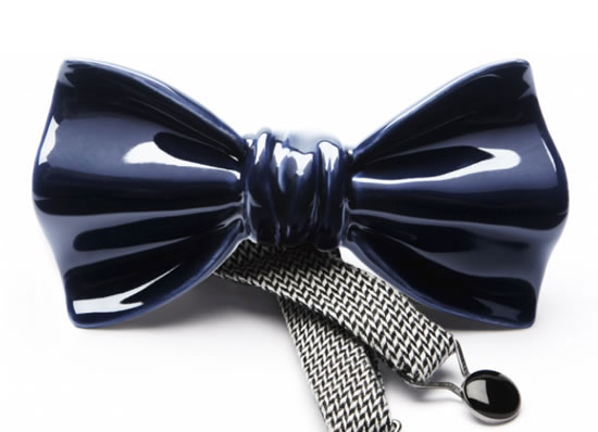 Il papillon in ceramica: l'accessorio più chiacchierato del Pitti Uomo 2010