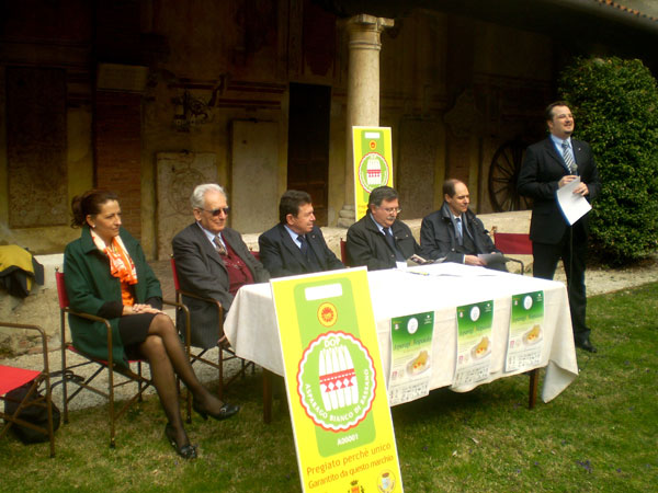 E' tempo di “Asparagi & Vespaiolo”