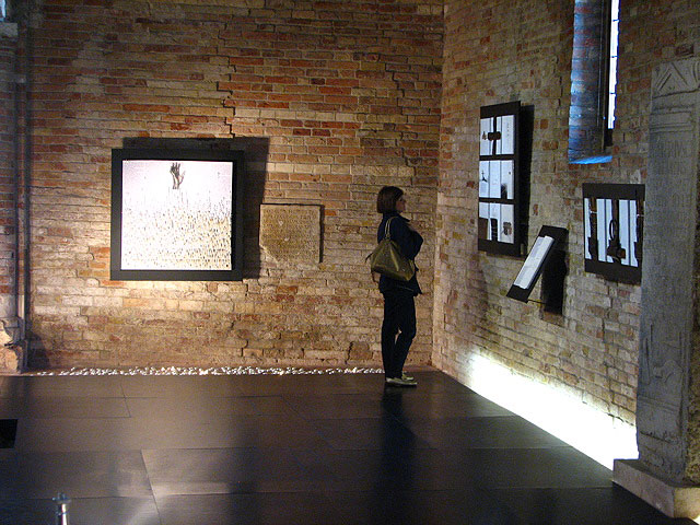 Materia, silenzio, azione.. ed ora anche musica