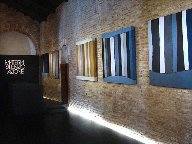 Materia, silenzio, azione