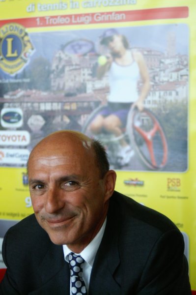 Il presidente del Lions Club Bassano Host Roberto Rossi