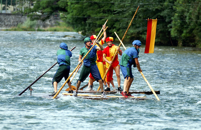 Palio delle Zattere a Valstagna